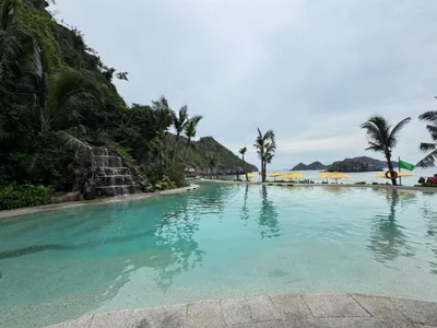 The High-Floor Beachfront Residence, Dual-Balcony Mountain-Sea Views, 5-star Cat Ba Resort with Private Beach and Premium Onsen – Photos 4